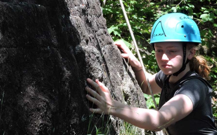 rock climbing course for teens 